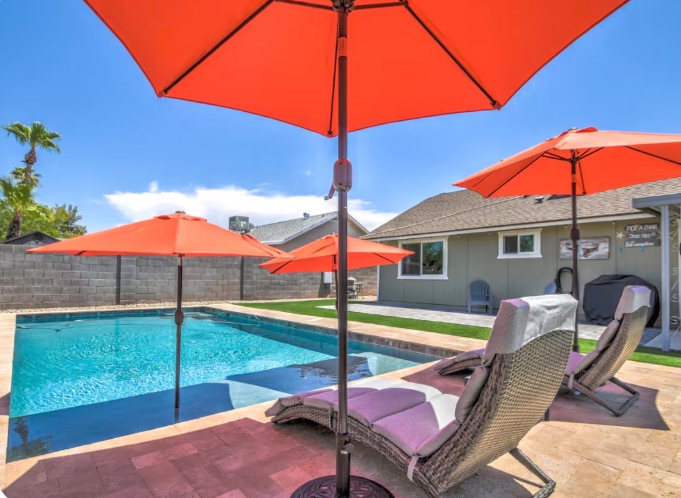 Angelina's No Limit pool